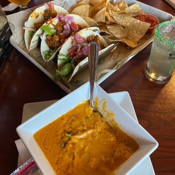 Joey B - Lobster Bisque and Shrimp Tacos - New American Near Me - Palmerton, Pennsylvania