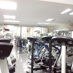 Academia Power Gym - Transports e esteiras na entrada