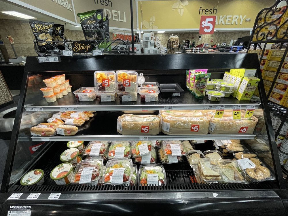 ALBERTSONS MARKET Updated September 2024 900 West 2nd St, Roswell