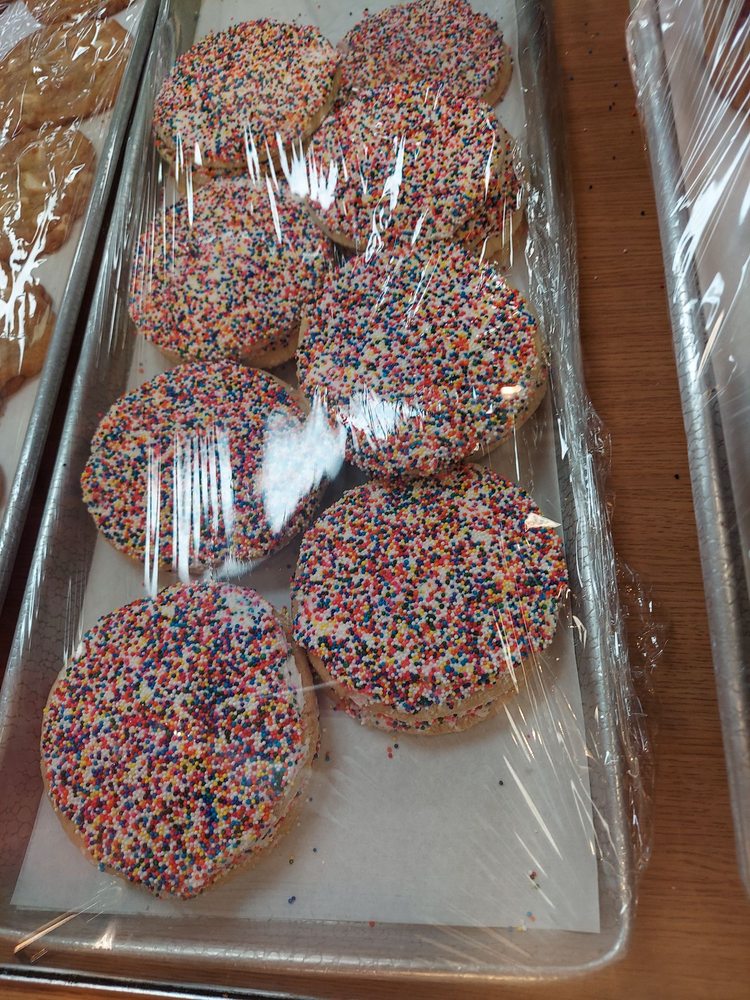 COOKIE FACTORY BAKERY AND CAFE 13 Photos 202 Alton Sq, Alton