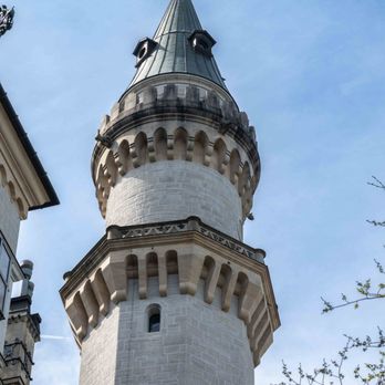 Schloss Neuschwanstein - No matter how you look at this castle, it's amazing - Landmarks & Historical Buildings Near Me - Schwangau, BY Schloss Neuschwanstein - No matter how you look at this castle, it's amazing - Landmarks & Historical Buildings Near Me - Schwangau, BY