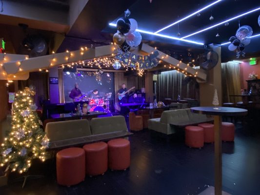 Lion's Den Lounge and Bar by null