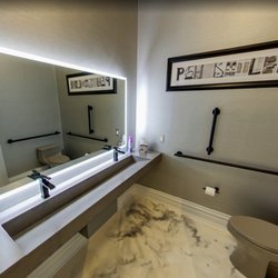 PGH Smile Boutique - Bathroom