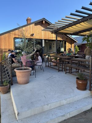 Cosmo’s Snack Bar by null