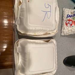Taqueria Y Pupuseria - The packaging is not ideal.
