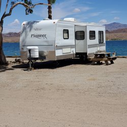 River RV Rentals - P205 @ Black  Meadow