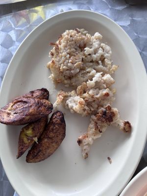 Heads Or Tails Seafood Fish Market & Restaurant by null