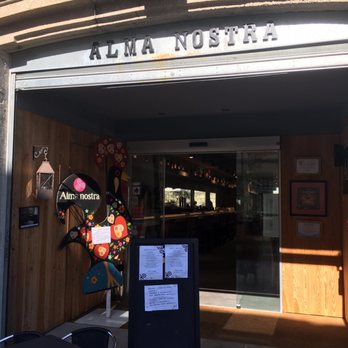 Alma Nostra Restaurante - The front of the restaurant - Spanish Near Me - Porto, 13 Alma Nostra Restaurante - The front of the restaurant - Spanish Near Me - Porto, 13