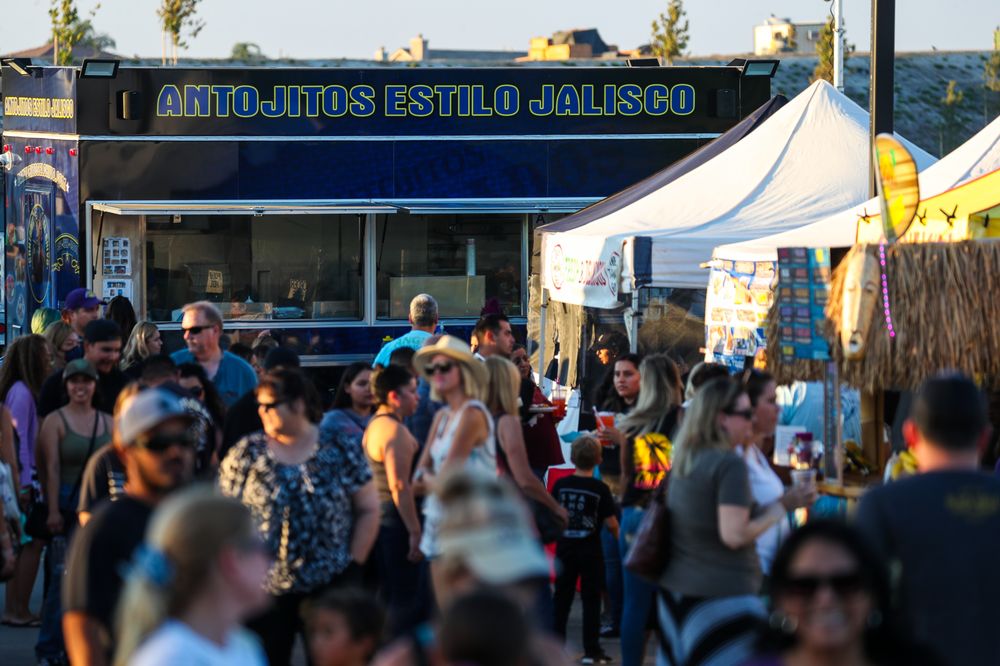 SILVERLAKES MARKET NIGHT Updated June 2024 21 Photos 5555 Hamner