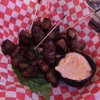 Cunningham's Journal on the Bricks - Journal Bites - Bars Near Me - Kearney, Nebraska