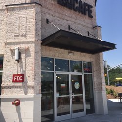 Tropical Smoothie Cafe