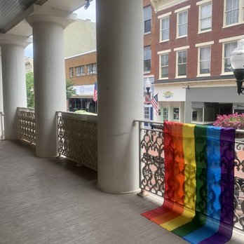 Macados - Outside - Sandwiches Near Me - Winchester, Virginia