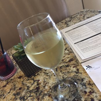 Pacific Terrace Hotel - Complimentary Pinot Grigio ;) - San Diego, CA
