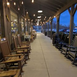 Cracker Barrel Old Country Store - Cracker Barrel, Dyersburg