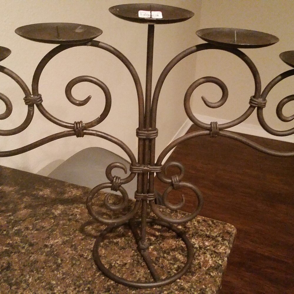 Edmonds Goodwill - $4!!! - Thrift Stores Near Me - Edmonds, Washington Edmonds Goodwill - $4!!! - Thrift Stores Near Me - Edmonds, Washington