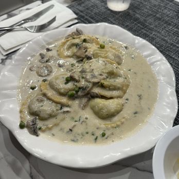 La Siciliana - mushroom ravioli. incredible sauce. a must if u love mushrooms. - Italian Near Me - San Pedro, California La Siciliana - mushroom ravioli. incredible sauce. a must if u love mushrooms. - Italian Near Me - San Pedro, California