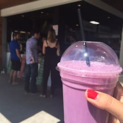 Rose Bay Diner - Berry smoothie