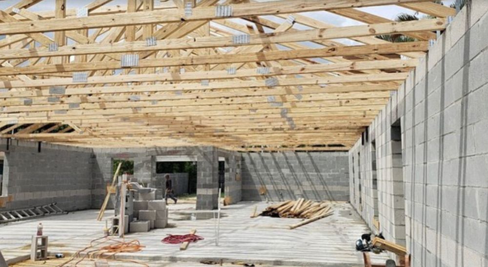 Slide of Mompie Construction Corp