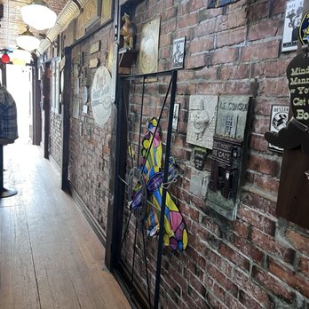 Monte's Just A Bite Cafe - Unique vibes! - Breakfast & Brunch Near Me - Blaine, Washington