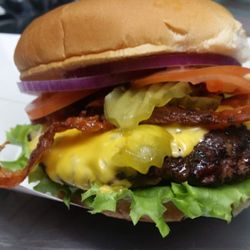 Toscano Burgers & More - Bacon Cheese Burger