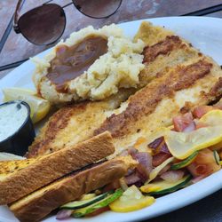 Diamond Lake Resort Cafe
