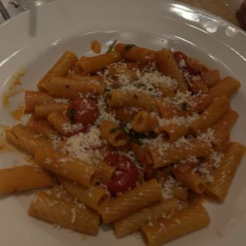 The Cheesecake Factory - Spicy Rigatoni Vodka - Desserts Near Me - Oklahoma City, Oklahoma The Cheesecake Factory - Spicy Rigatoni Vodka - Desserts Near Me - Oklahoma City, Oklahoma
