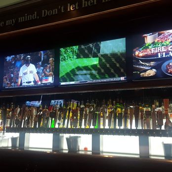 Hickory Tavern - Sports Bars Near Me - Columbia, South Carolina
