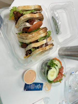 Zaidy's Deli & Bakery by null