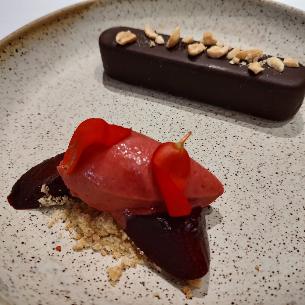 Restaurant de l'ITHQ - Chocolate mousse with sorbet and apples - French Near Me - Montreal, Quebec Restaurant de l'ITHQ - Chocolate mousse with sorbet and apples - French Near Me - Montreal, Quebec