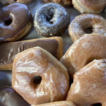 Fresh Sunrise Doughnuts - a variety of doughnuts - Donuts Near Me - Angola, Indiana Fresh Sunrise Doughnuts - a variety of doughnuts - Donuts Near Me - Angola, Indiana