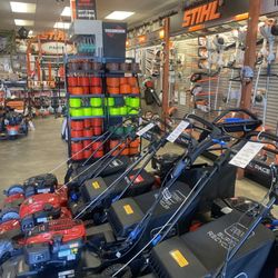 Pate's Hardware - Inside