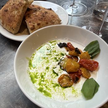 Restaurant Sebastian - Foccacia pomodorini - Italian Near Me - Amsterdam, New Hampshire Restaurant Sebastian - Foccacia pomodorini - Italian Near Me - Amsterdam, New Hampshire