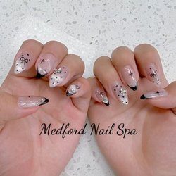 Medford Spa Nail