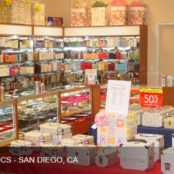 Display Warehouse - Wholesale Stores Near Me - San Diego, California Display Warehouse - Wholesale Stores Near Me - San Diego, California