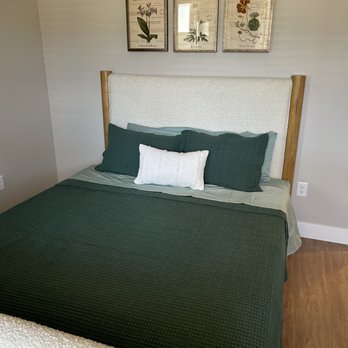 IDB Interior Design - Garder Guest Room Queen - Interior Design Near Me