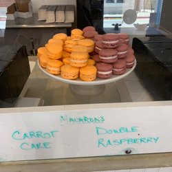 MJ’s Macarons & More