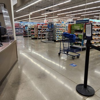 Meijer - Grocery Near Me - Oak Creek, Wisconsin