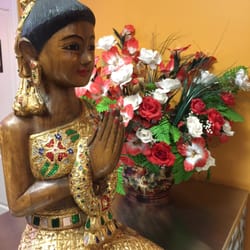 Stouffville Thai Bar & Restaurant