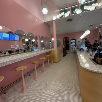 Van Leeuwen Ice Cream - Ice Cream & Frozen Yogurt Near Me - Chestnut Hill, Massachusetts Van Leeuwen Ice Cream - Ice Cream & Frozen Yogurt Near Me - Chestnut Hill, Massachusetts