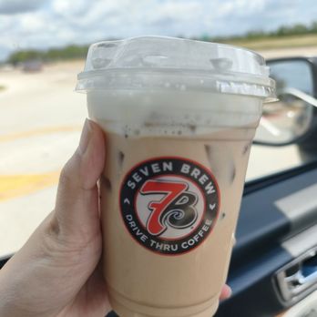 7 Brew Coffee - Cookie butter iced coffee with cold foam - Coffee & Tea Near Me - Missouri City, Texas