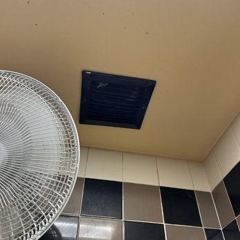 Love's Travel Stop - There are two air vents in the shower, neither works and you can't possibly get dry enough to dress without still being wet or damp. - Gas Stations Near Me - Benson, Arizona Love's Travel Stop - There are two air vents in the shower, neither works and you can't possibly get dry enough to dress without still being wet or damp. - Gas Stations Near Me - Benson, Arizona