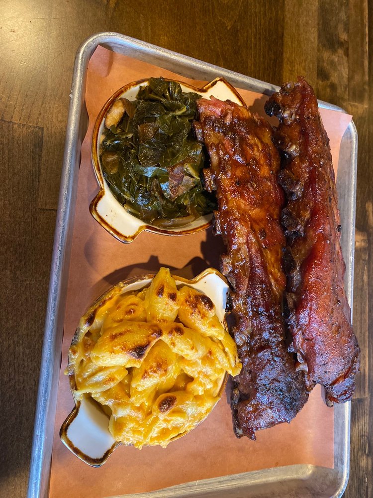 Food from Taino Smokehouse