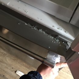 THis is what Best Buy delivered today. Told me Wednesday that it was damaged, broken glass. they sent it anyway THis is what Best Buy delivered today. Told me Wednesday that it was damaged, broken glass. they sent it anyway