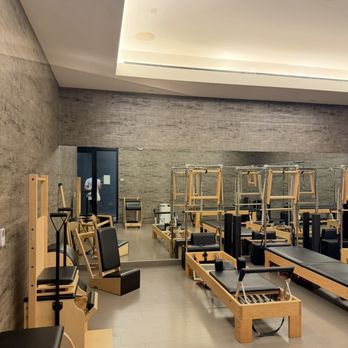 Equinox Hollywood - They have the largest Pilates room that I've seen at any Equinox. - Gyms Near Me - Los Angeles, California Equinox Hollywood - They have the largest Pilates room that I've seen at any Equinox. - Gyms Near Me - Los Angeles, California