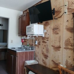 Hidden Lake Resort - Kitchenette.