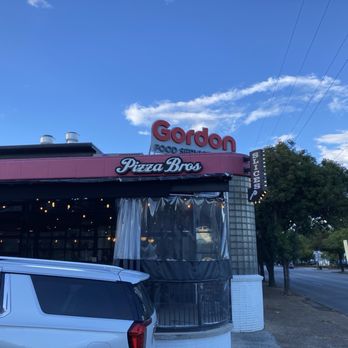 Pizza Bros - Exterior - Pizza Near Me - Chattanooga, Tennessee