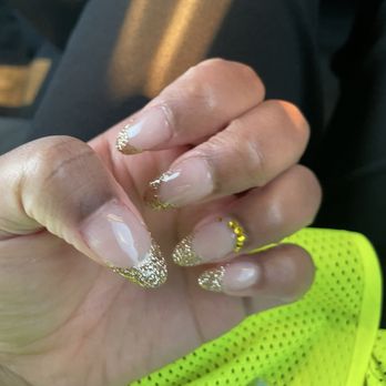 Midtown Nail Lounge - Gel Acryluc - Nail Salons Near Me - Phoenix, Arizona