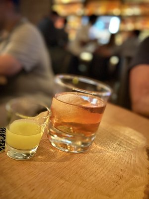 Paddock & Whisky by null
