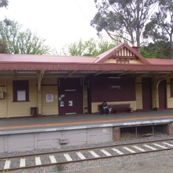 Macedon Railway Station - Shelter