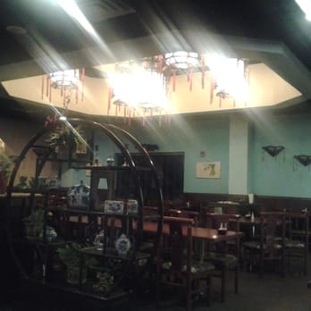 Peking Chinese Restaurant - the interior of the restaurant - Chinese Near Me - Grundy, Virginia Peking Chinese Restaurant - the interior of the restaurant - Chinese Near Me - Grundy, Virginia
